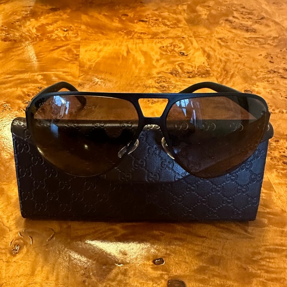 Gucci Other - Gucci GG0545S Sunglasses